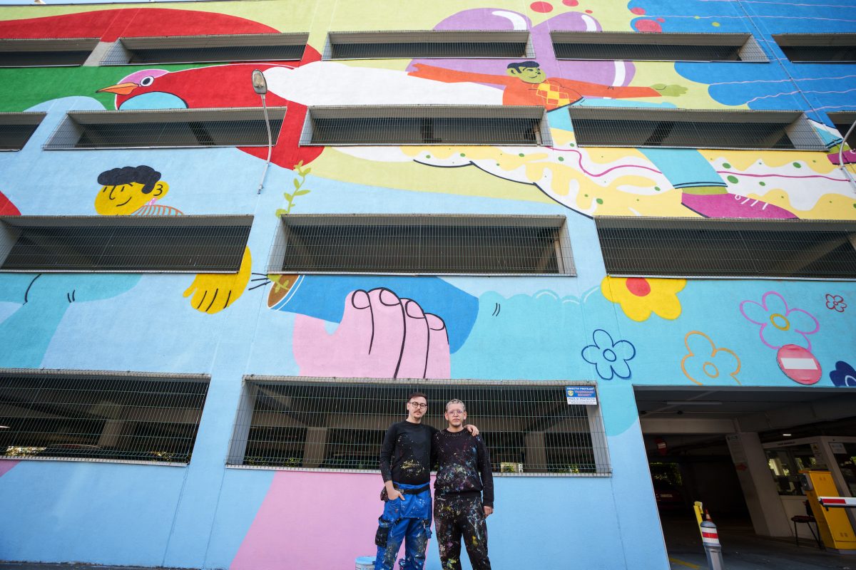 Constanța County Hospital / Street Art Festival “PeWall” - Alex Antonescu - Anna Goodson Illustration Agency